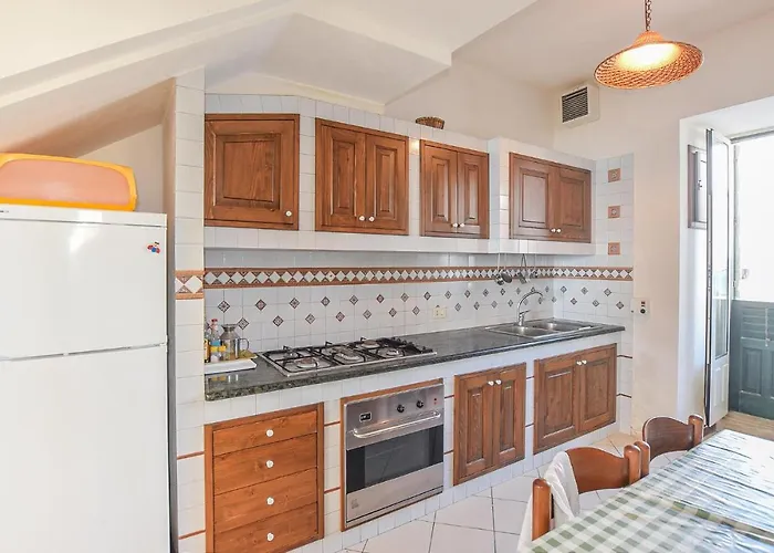 Cozy Home In Sampieri With Wifi